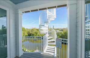 Property grounds - Dry Dock | Canal-Front Retreat on Siesta Key (Siesta Key)