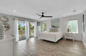 8 habitaciones, tabla de planchar con plancha, wifi y ropa de cama 