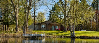Peaceful Lakeside Retreat on Little Grand Lake