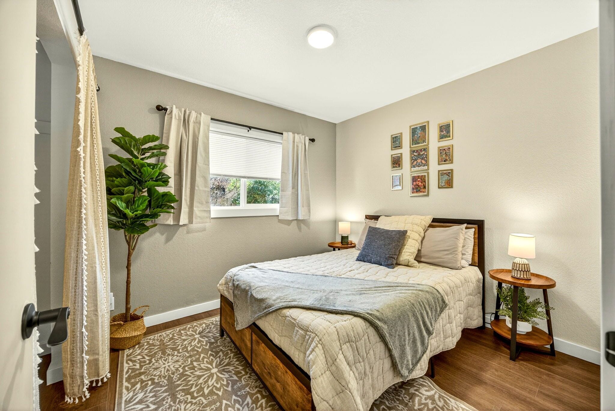 Blackout curtains, iron/ironing board, free WiFi