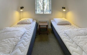 3 bedrooms, free WiFi - Lovely home in Rørvig with WiFi (Rørvig)