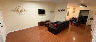 Cozy 2-bedroom Dwelling in Union City