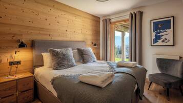 6 Schlafzimmer, BĂŒgeleisen/BĂŒgelbrett, WLAN, BettwĂ€sche