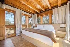 7 bedrooms, desk, iron/ironing board, travel cot - *NEW* Afton Lodge 10,000sqft/Indoor Pool/Hot tub (Hastings)