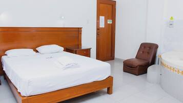 Premier Double Room, 1 Katil Ratu (Queen), Penyaman udara | Spa