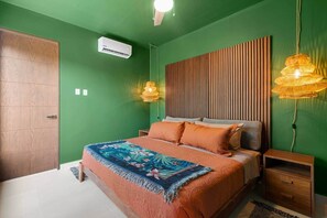 3 bedrooms, in-room safe, iron/ironing board, WiFi