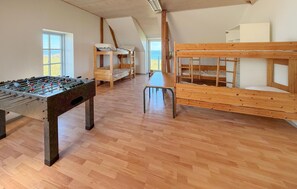 Games room - Lovely home in Nordborg with house sea view (Nordborg)