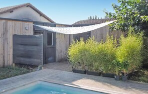 Pool - Lovely home in Saint-Vincent-de-Paul (Saint-Vincent-de-Paul)