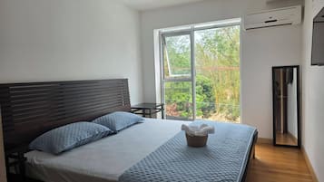 1 slaapkamer, een bureau, een strijkplank/strijkijzer, gratis wifi