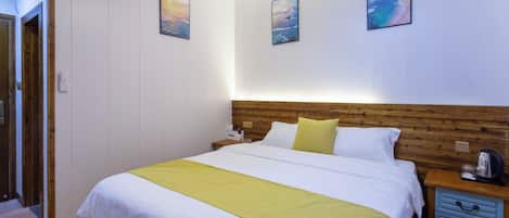 Habitación doble Confort | Cortinas blackout, wifi gratis y ropa de cama
