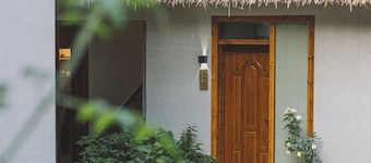 Yishan Resort Courtyard