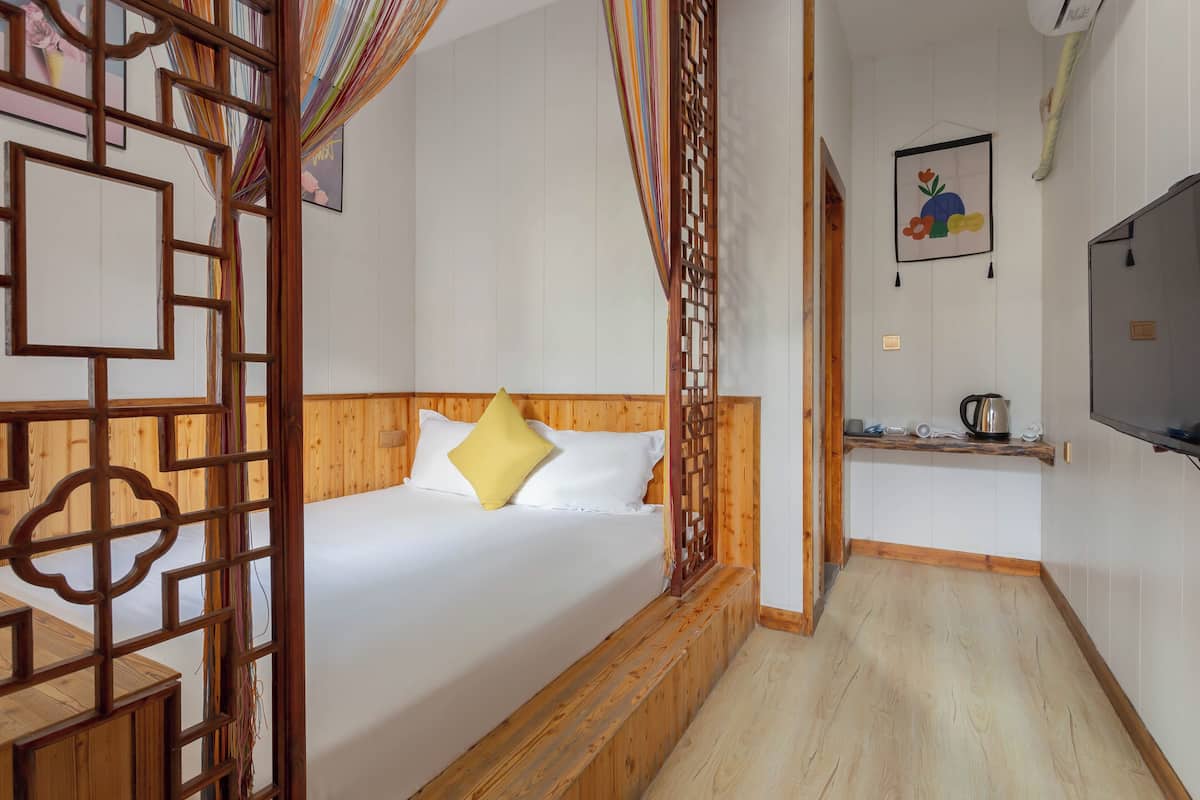 Comfort Double Room | Blackout curtains, free WiFi, bed sheets