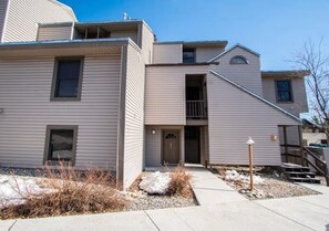 Exterior - Cozy 1-bedroom condo with AC in terrific Steamboat Springs (Steamboat Springs)