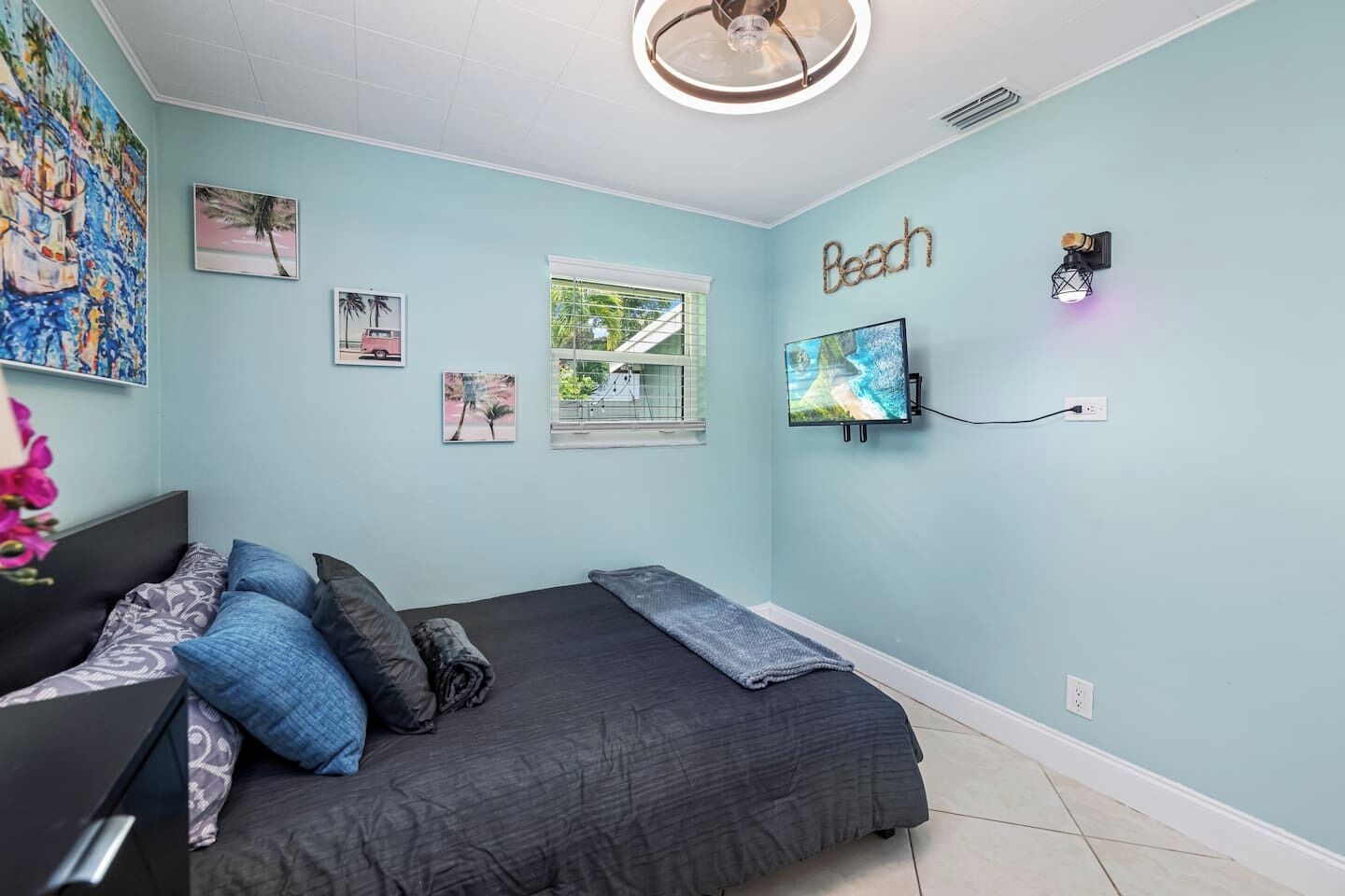 Iron/ironing board, travel crib, WiFi, bed sheets