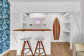 Interior - Lighthouse Point Poolside Retreat (Lighthouse Point)