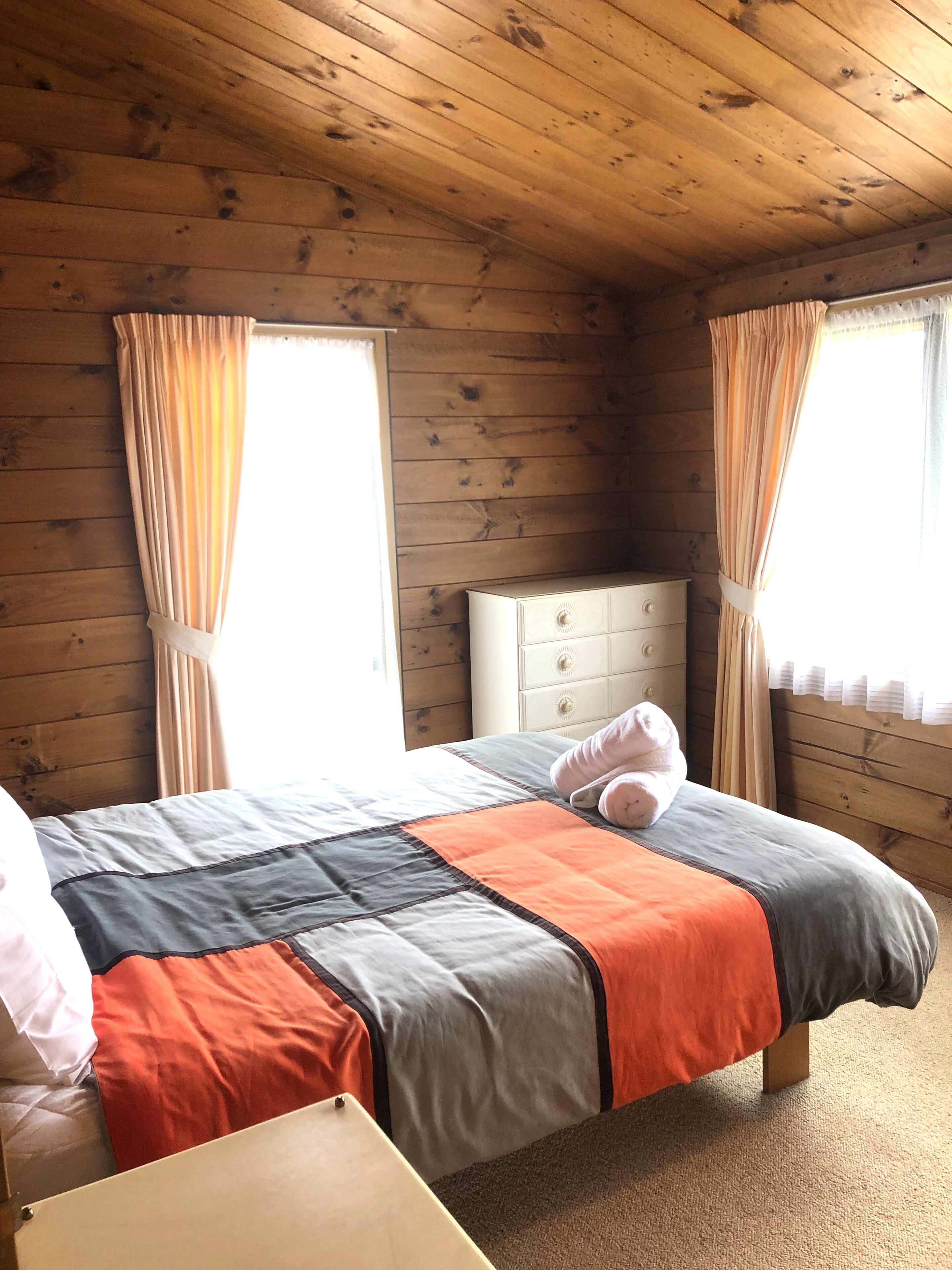 3 bedrooms, Internet, bed sheets