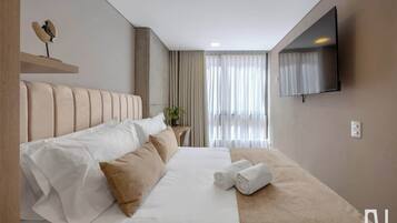 Estúdio, 1 cama Queen, cozinha, vista para a cidade (Basilea 402) | 1 quarto
