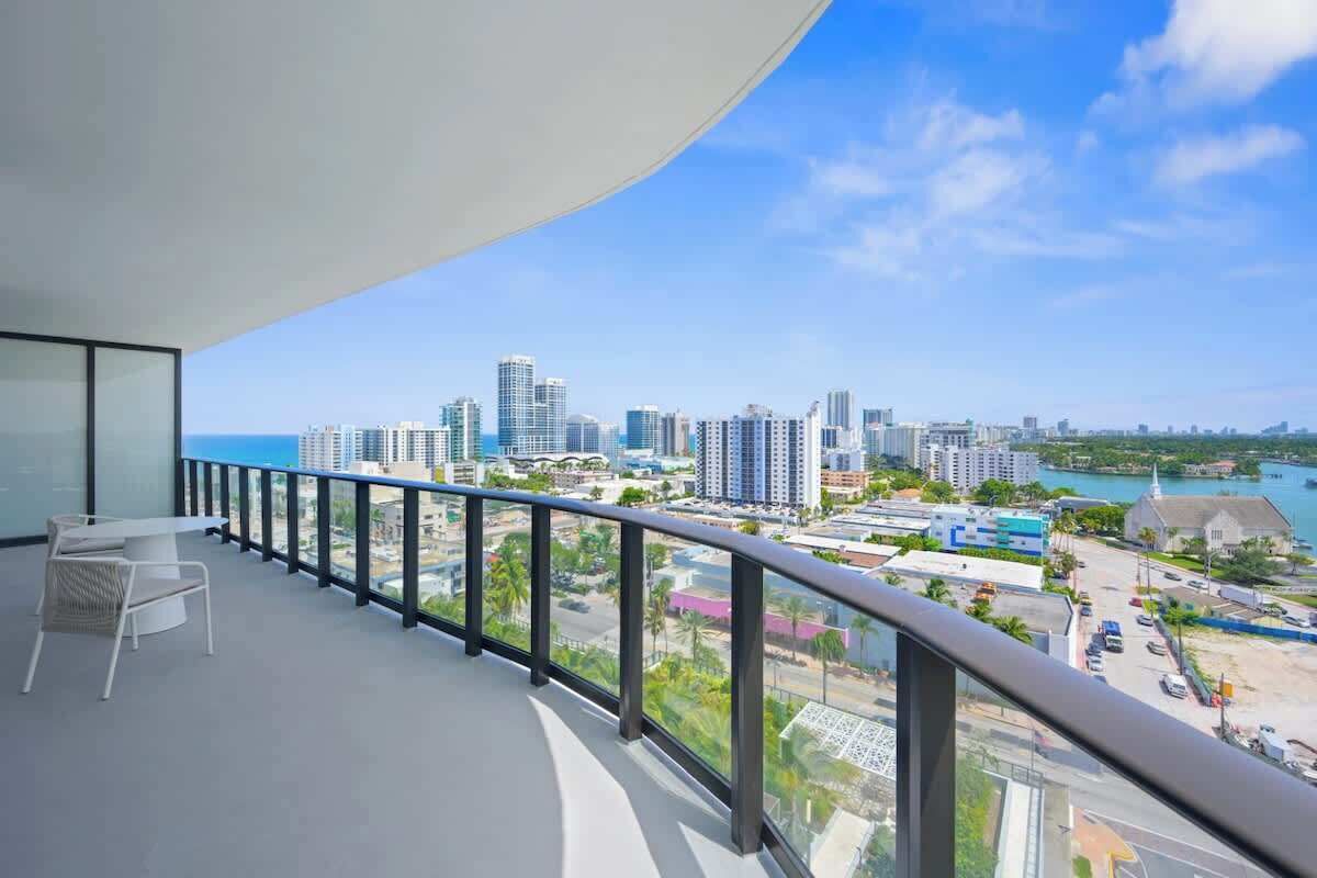 Apartment, Multiple Beds, Pool Access, Ocean View (72 Living 1210) | Property grounds