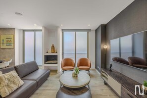 Apartment, Multiple Beds, Hot Tub, City View (Balcones 202) | Living area - NOK Fantastic 3BR in Usaquén (Bogotá)