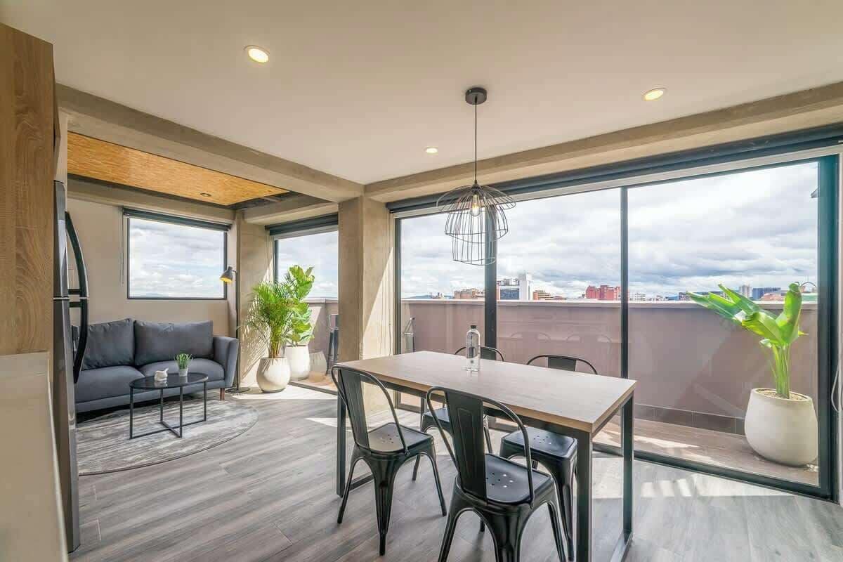 Apartment, 1 Queen Bed, Balcony, City View (Mambe 902) | Living area