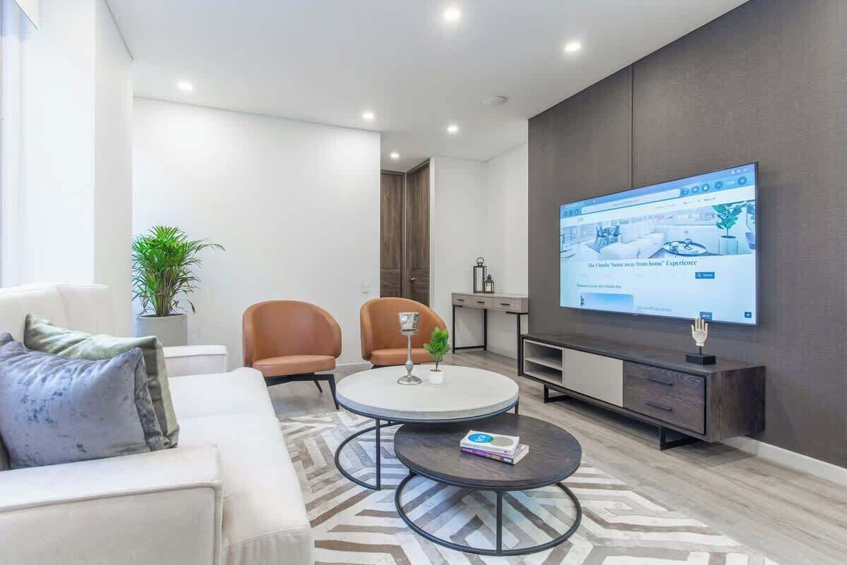Apartment, 2 Queen Beds, Patio, City View (Balcones 301) | Living area