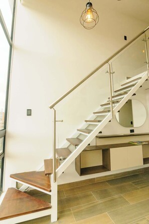 Apartamento, 1 cama de casal, banheira de imersão, vista para a cidade (Oruga 94  708) | Parte interna