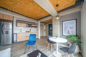 Apartment, 1 Queen Bed, Patio, City View (Mambe 702) | Interior - NOK Bright Loft in Chapinero (Bogotá)
