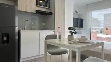 Apartamento, 1 cama de casal, cozinha, vista para a cidade (Macae 410) | Cozinha privada