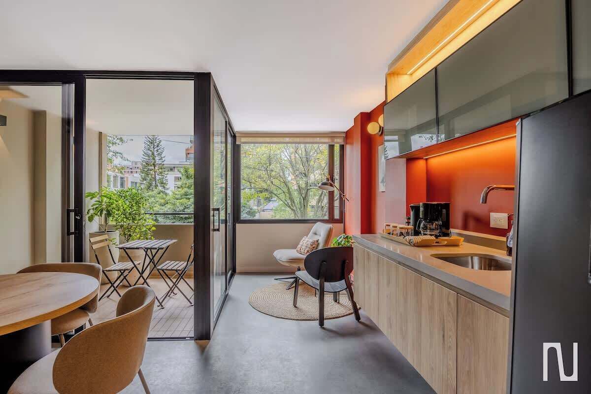 Apartamento, 1 cama de casal, varanda, vista para a cidade (Gardens A203 ) | Parte interna