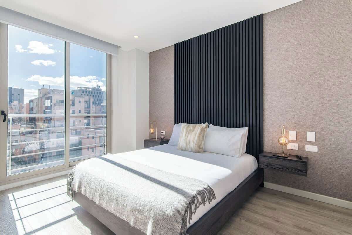 Lejlighed - 2 queensize-senge - balkon - byudsigt (Balcones 503)