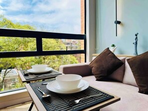 Apartment, 1 Queen-Bett, Balkon, Stadtblick (Oruga 94 501) | Wohnbereich
