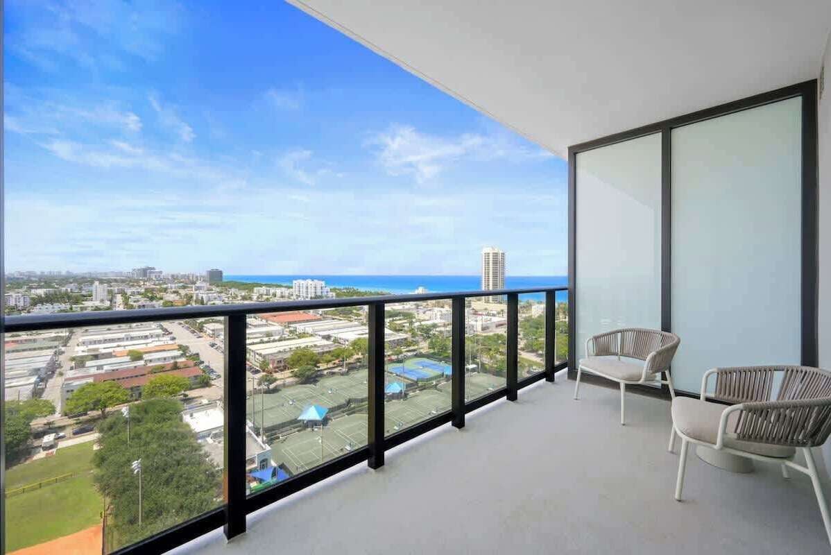 Apartment, 1 King Bed, Pool Access, Ocean View (72 Living 1603) | Property grounds
