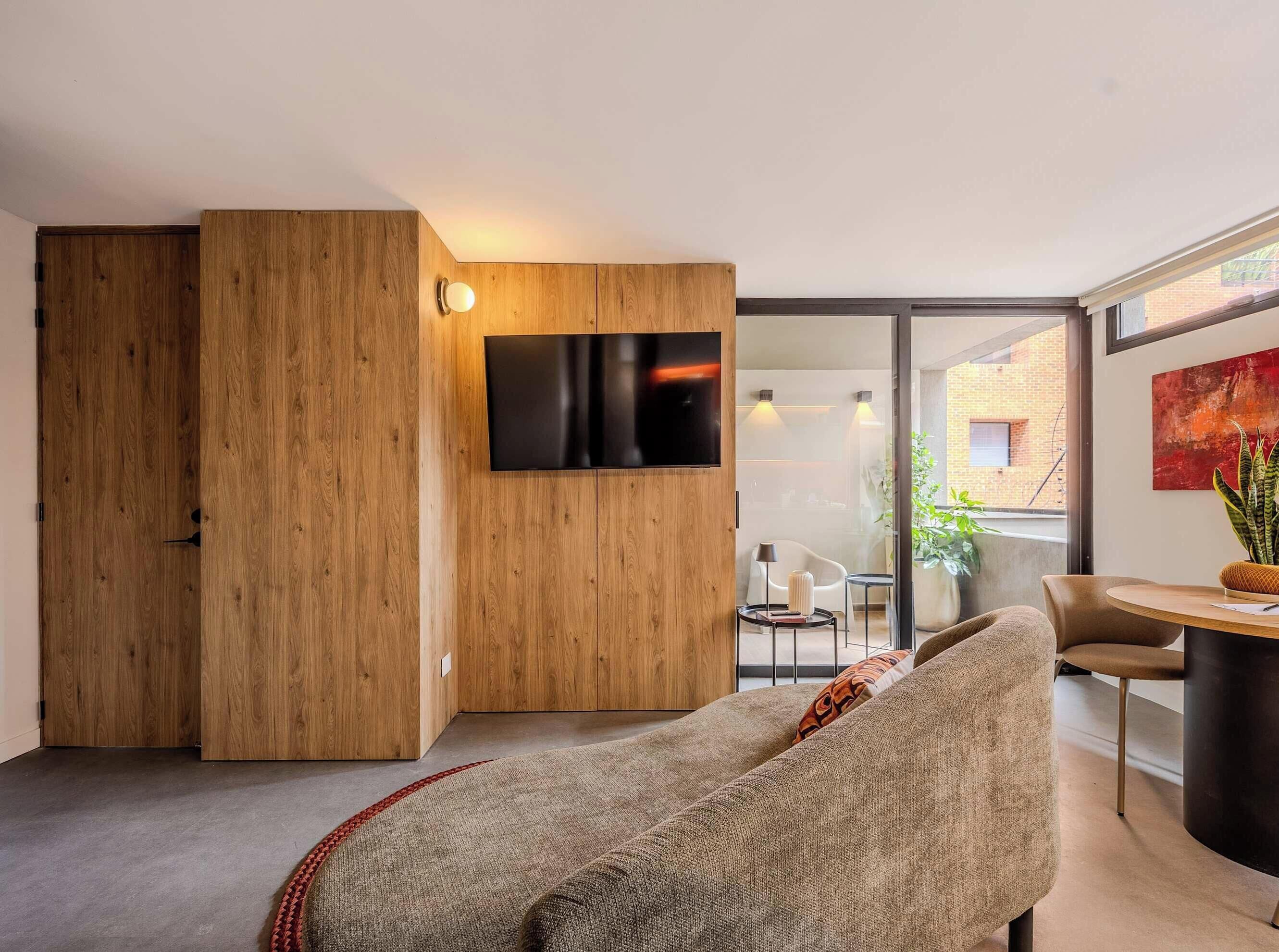 Apartment, Multiple Beds, Patio, City View (Gardens B202 + 203) | Living area