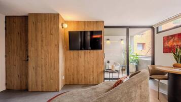 Apartment, Multiple Beds, Patio, City View (Gardens B202 + 203) | Living area