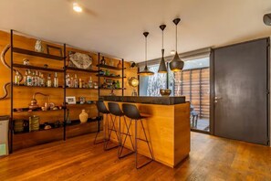 Bar (on property) - Casa Mezcal | Stylish 8-guest stay in Roma Sur (Ciudad de México)