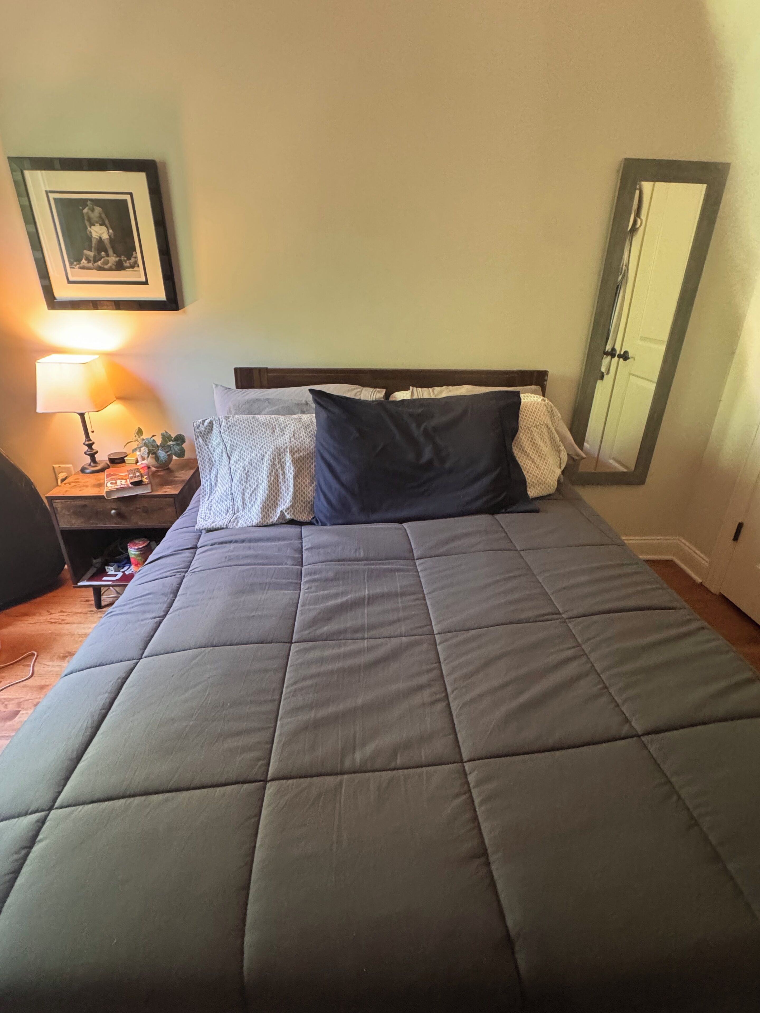 3 chambres, fer et planche à repasser, Wi-Fi, draps fournis