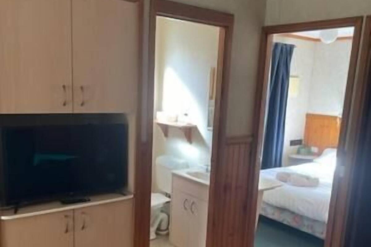 Double Room, Mountain View