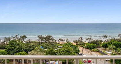 Elouera Beachside Bliss