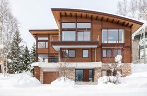 Chalet Supérieur, balcon, vue montagne | Extérieur