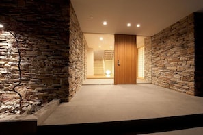 Superior Chalet, Balcony, Mountain View | Interior - Kazane (Kutchan)