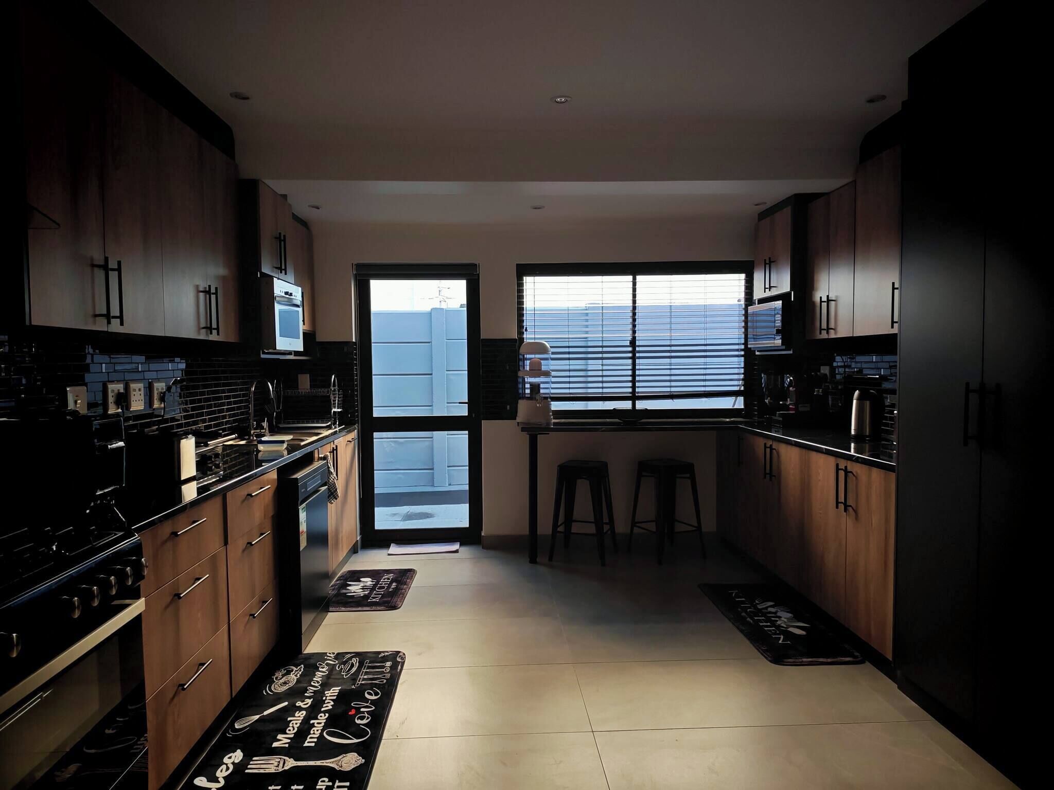 Room, 3 Bedrooms, Accessible | Private kitchen