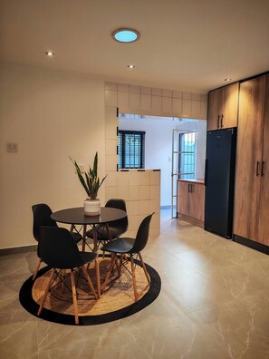 Room, 3 Bedrooms, Accessible | Dining - Room-double Patio Studio Room With En-su (Cape Town)