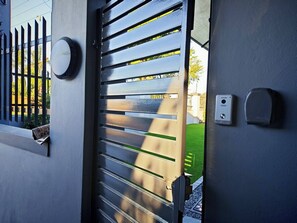 Habitació, 3 dormitoris, accessible | Detall de l'exterior