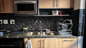 Room, 1 Bedroom, Accessible | Interior