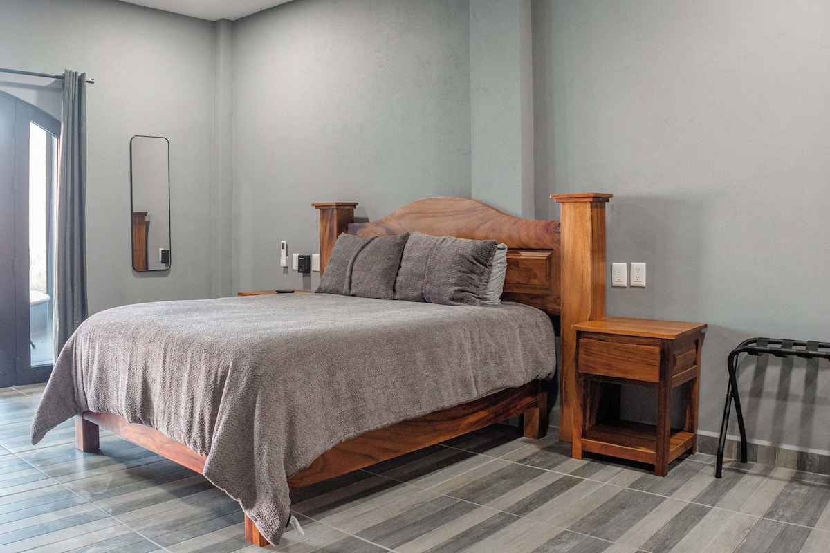 Studio, 1 Bedroom, Pool View | Minibar, in-room safe, desk, free WiFi