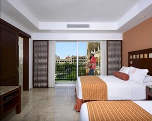 Room - Resort with 1 bedroom and AC at Hacienda Tres Rios Playa Del Carmen (Cancún)