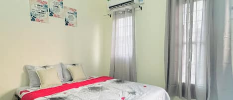 1 bedroom, WiFi, bed sheets
