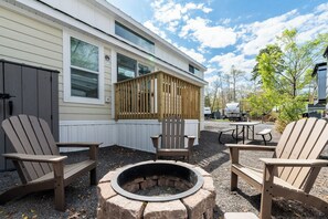 Terrace/patio - 2 Homes • Pool + Amenities • Sleeps 16 (Middle Township)