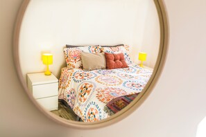 Iron/ironing board, WiFi, bed sheets - Urban Oasis (Québec)