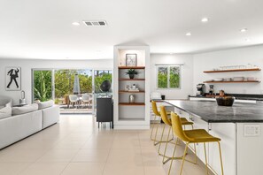 Interior - August House - Bold Design, Poolside Fun, Spa, Fire Pit & Views (Palm Springs)